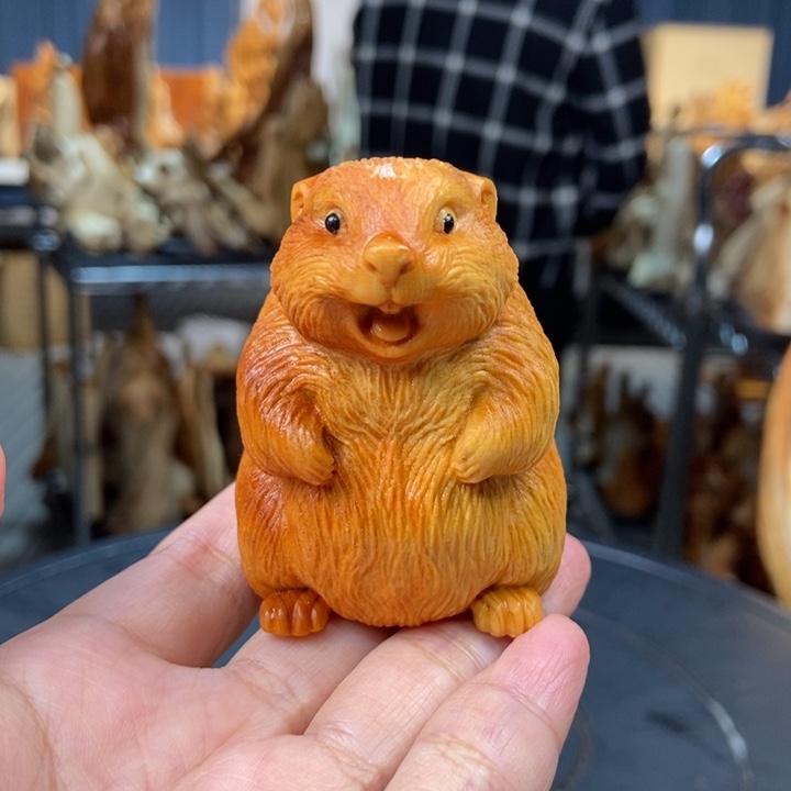 柏木（崖柏）土拨鼠