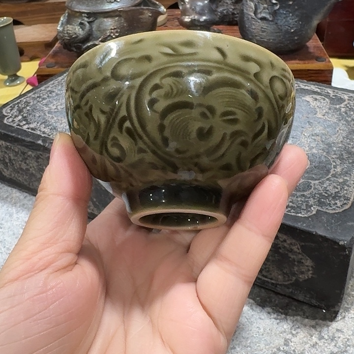 主人的杯一个，瓷。。。品茗
