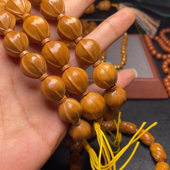 橄榄核手串/手链猴头雕刻四花铁核