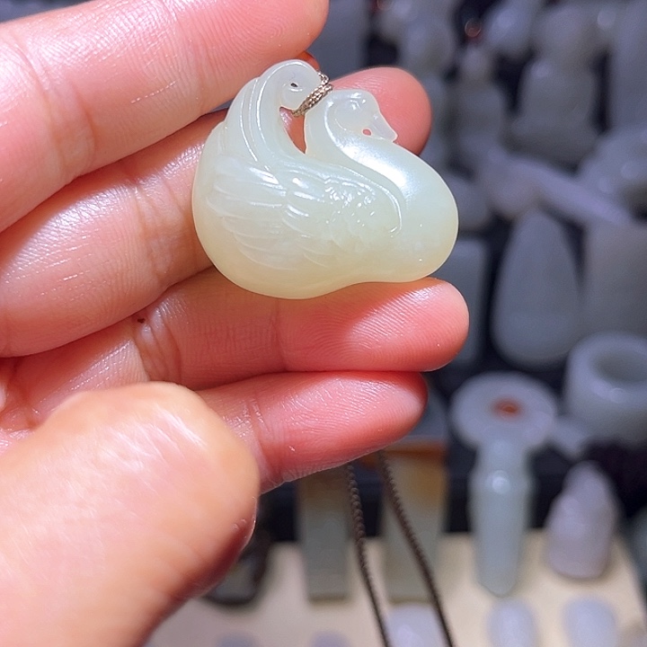 颈饰未镶嵌和田玉