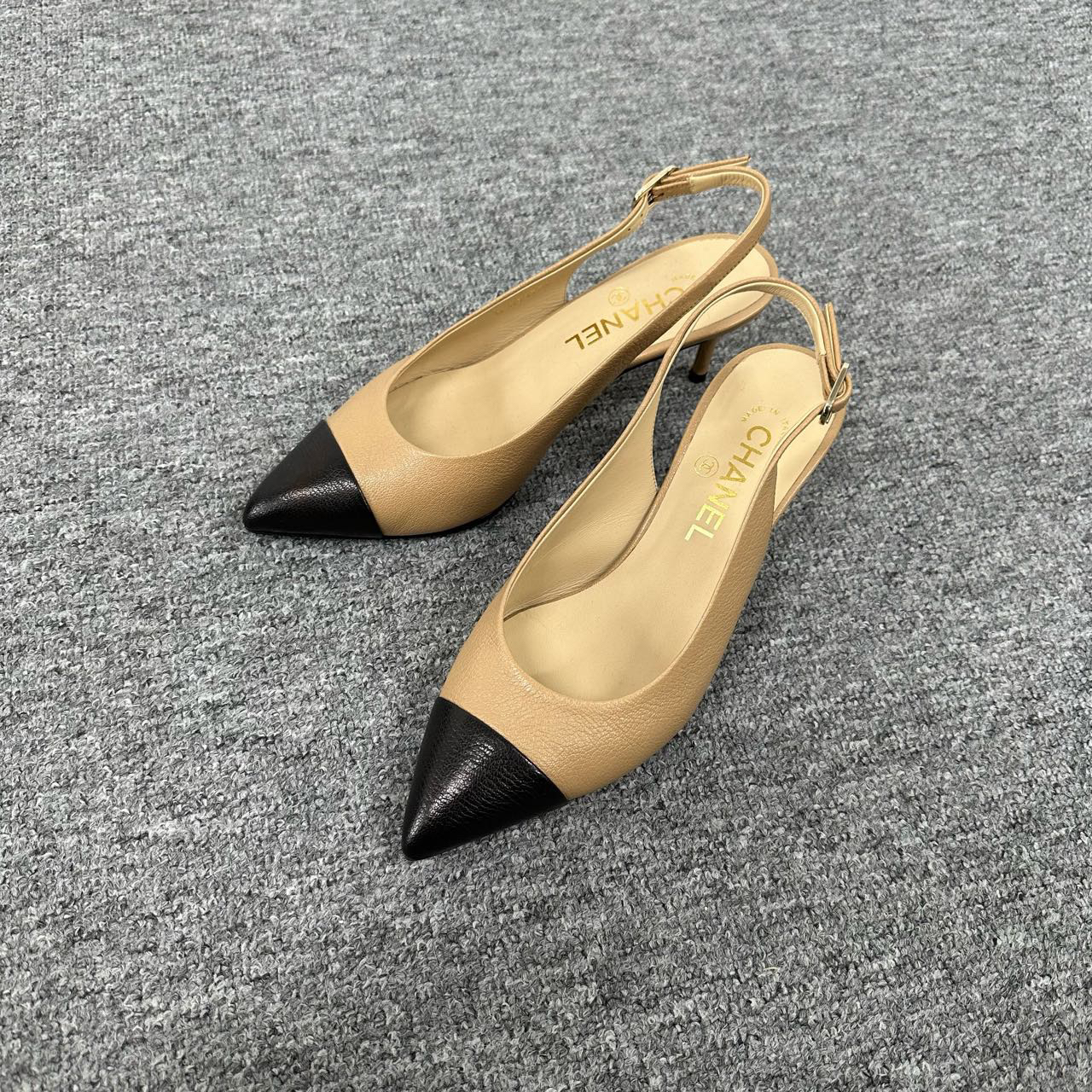 99新 Chanel/香奈儿 拼色 高跟鞋  37码