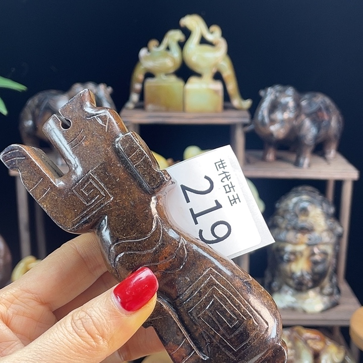 和田玉（糖玉）未镶嵌挂件