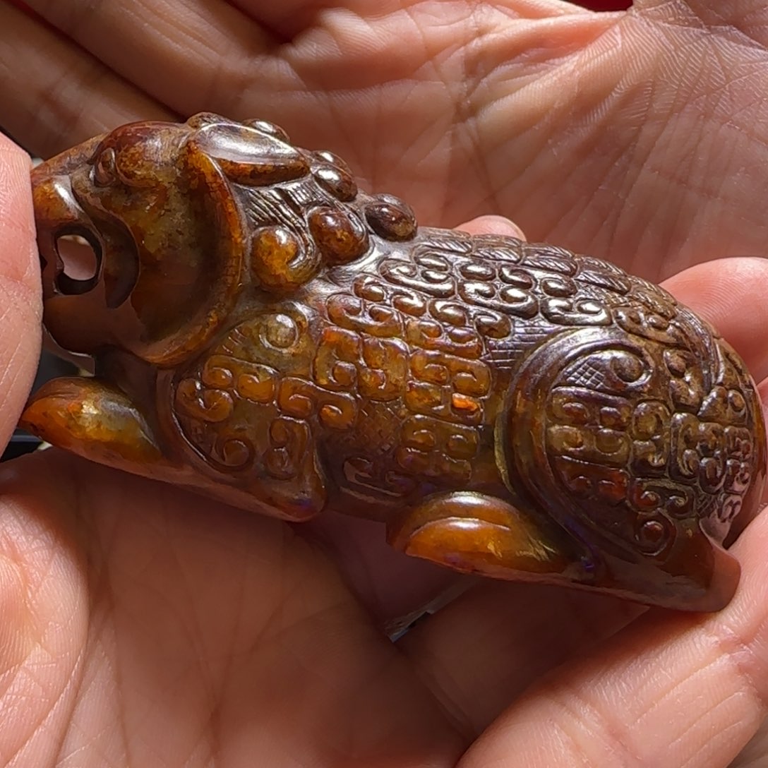 和田玉颈饰未镶嵌猛****腿