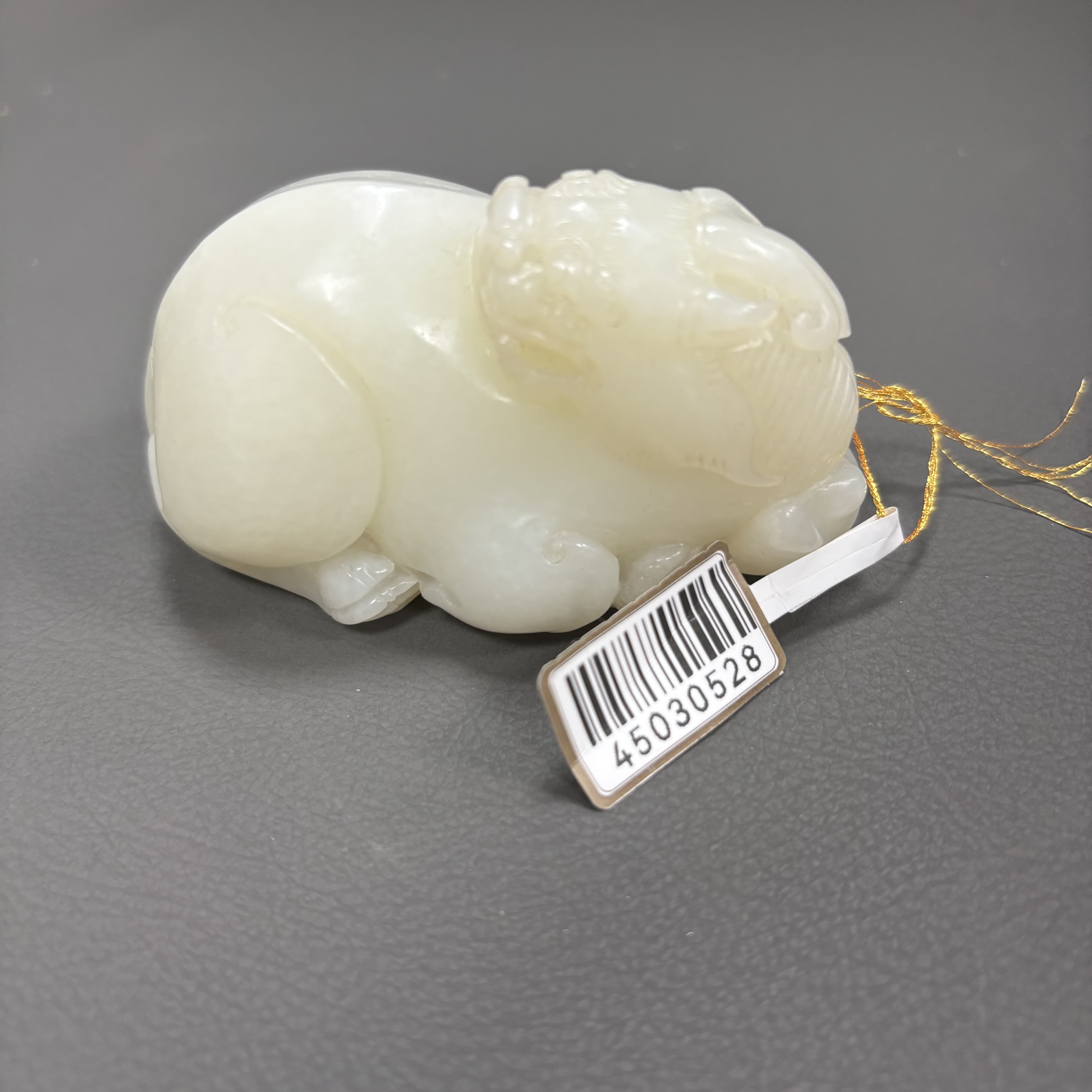 《闪购商品》精品和田玉摆件貔貅回头