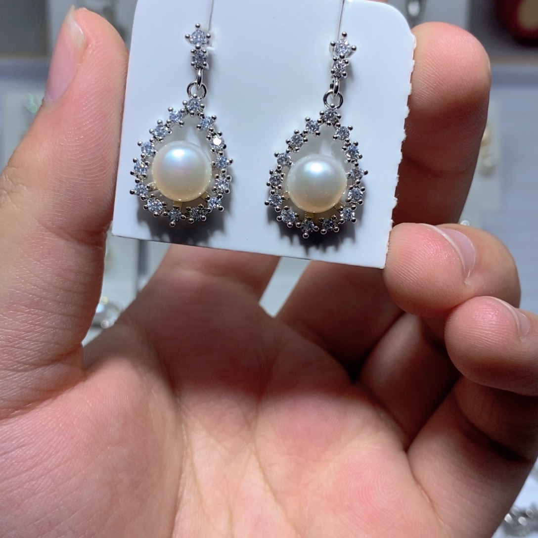 银S925镶嵌淡水珍珠耳饰