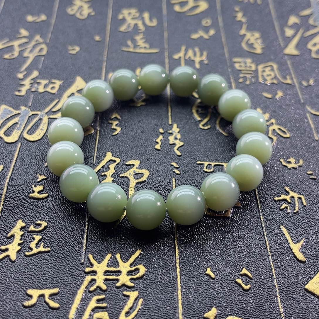 和田玉未镶嵌颈饰俄碧-粉青-12mm手串