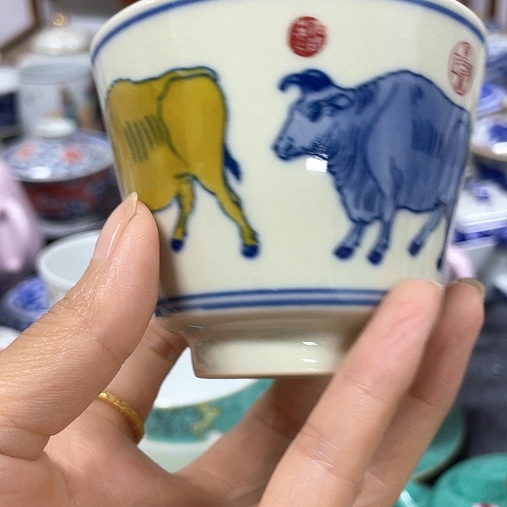 用***6摆件景德镇陶瓷团体有一