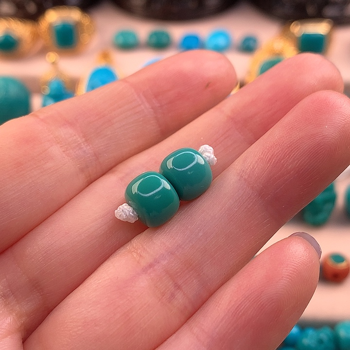 绿松石配饰未镶嵌