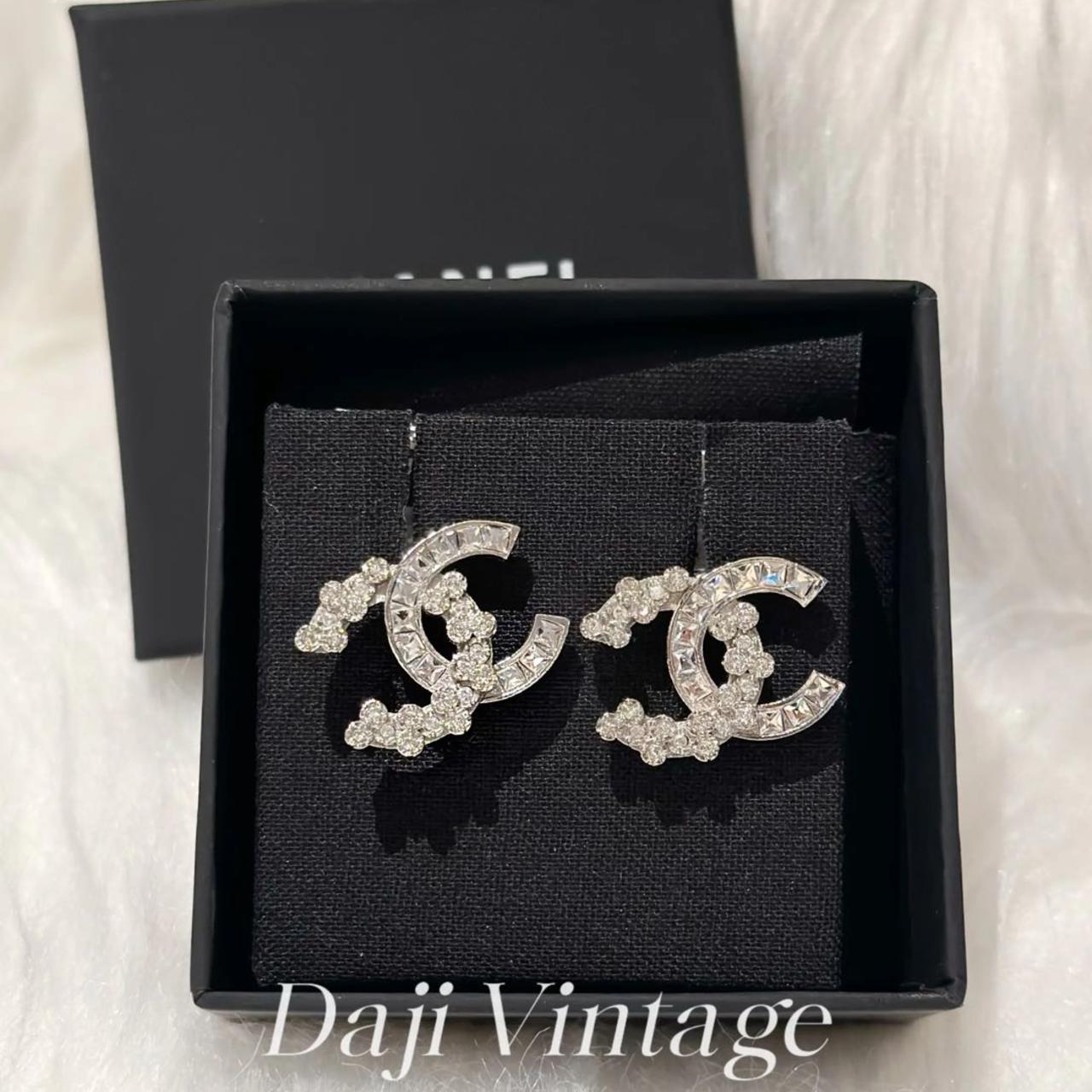 99新 Chanel/香奈儿 大吉中古/香奈儿半边花卉双c耳钉