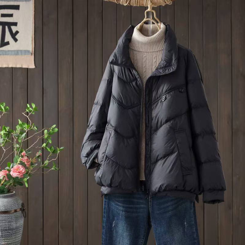 时尚宽松两粒扣白鸭绒羽绒服