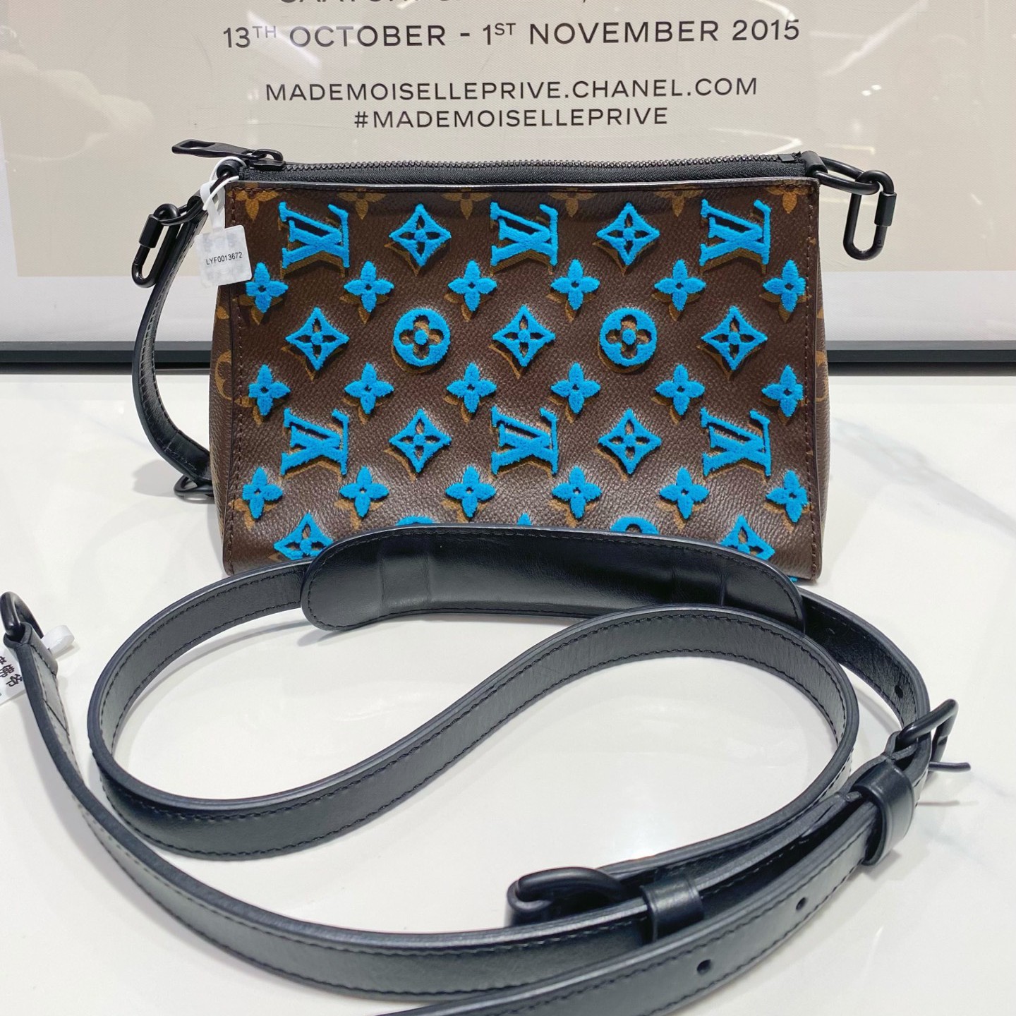 99新 LouisVuitton/路易威登 Lv triangle 刺绣三角包 13672