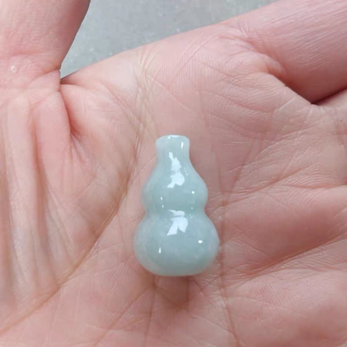 翡翠A货冰润葫芦男女款福禄精雕玉佩玉坠