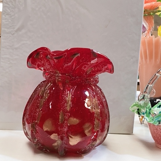 琉璃花瓶高20厘米口径6厘米