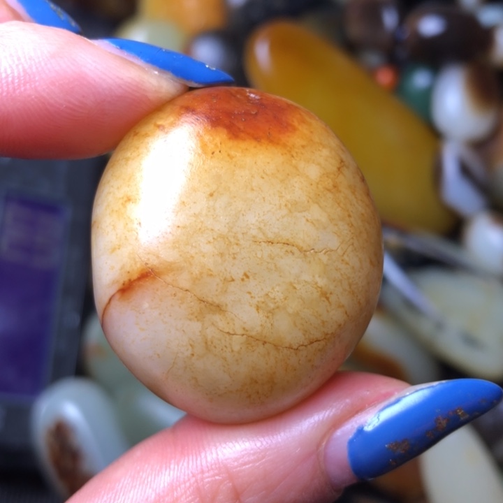 和田玉未镶嵌珠宝奇石