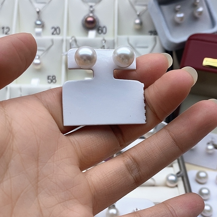 银福利耳钉点位10