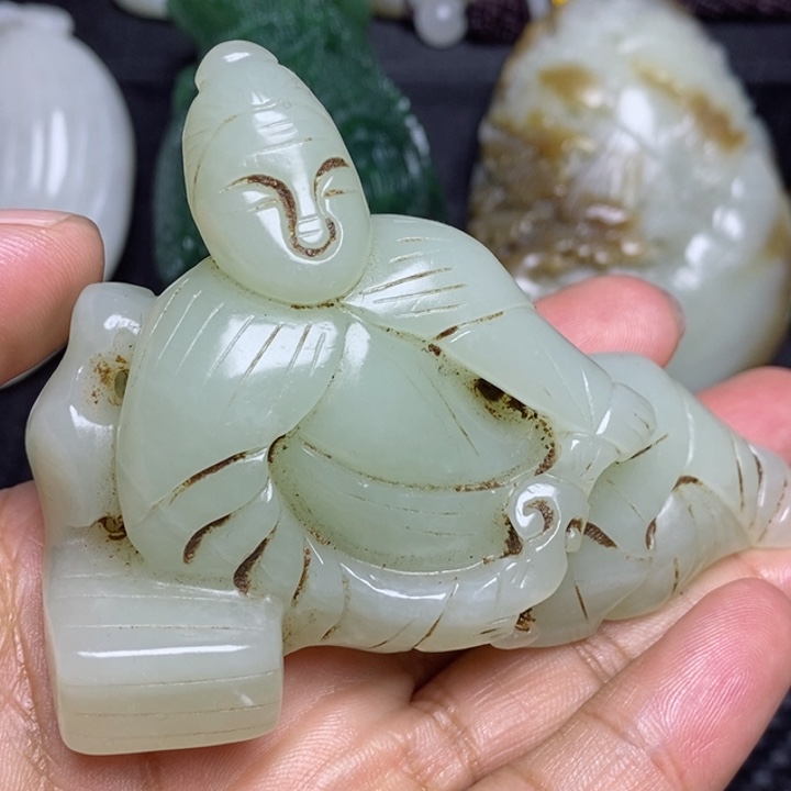 和田玉未镶嵌颈饰