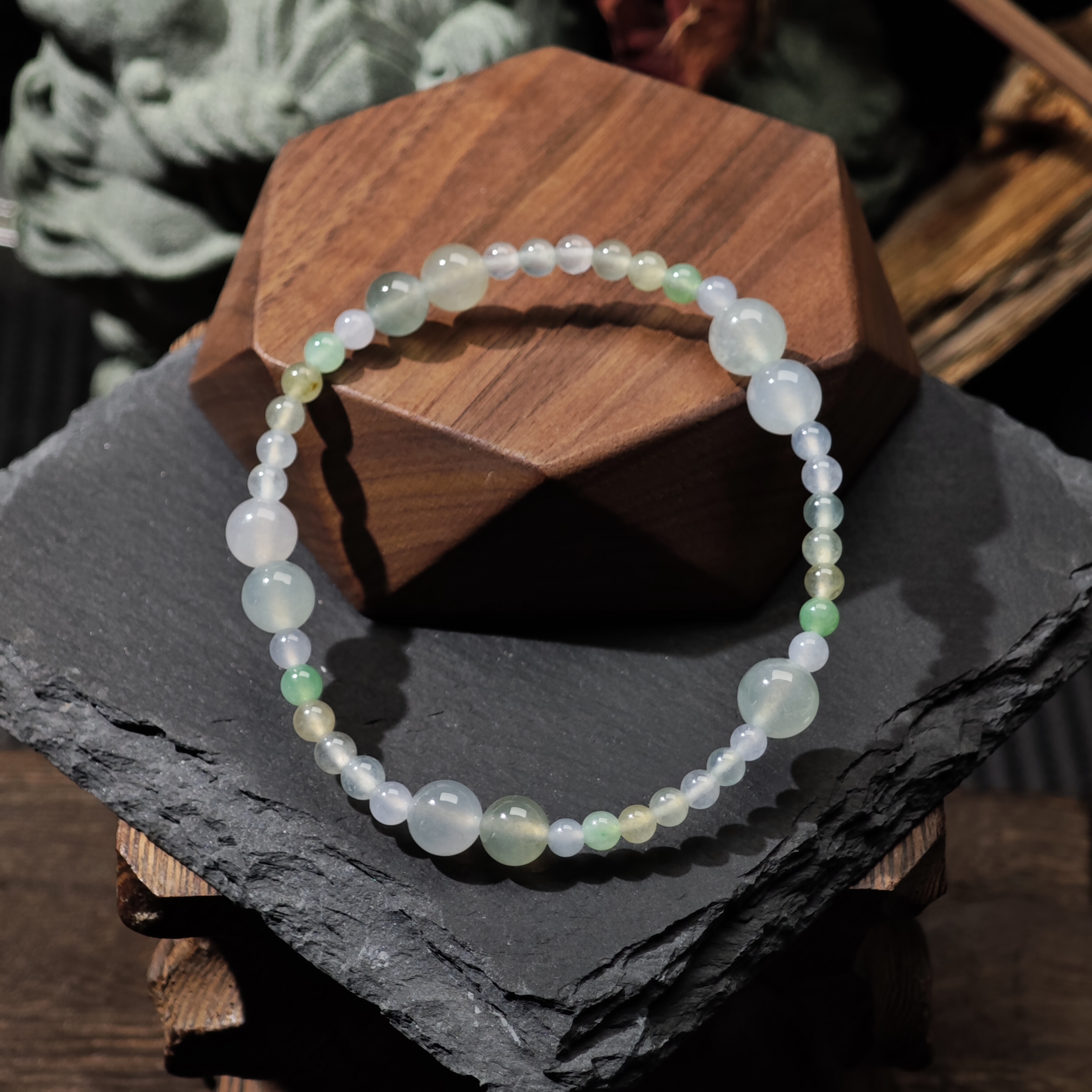 [单品]A3740(卡4+ )缅甸天然翡翠珠冰种翡翠A级货手串48小时鉴赏