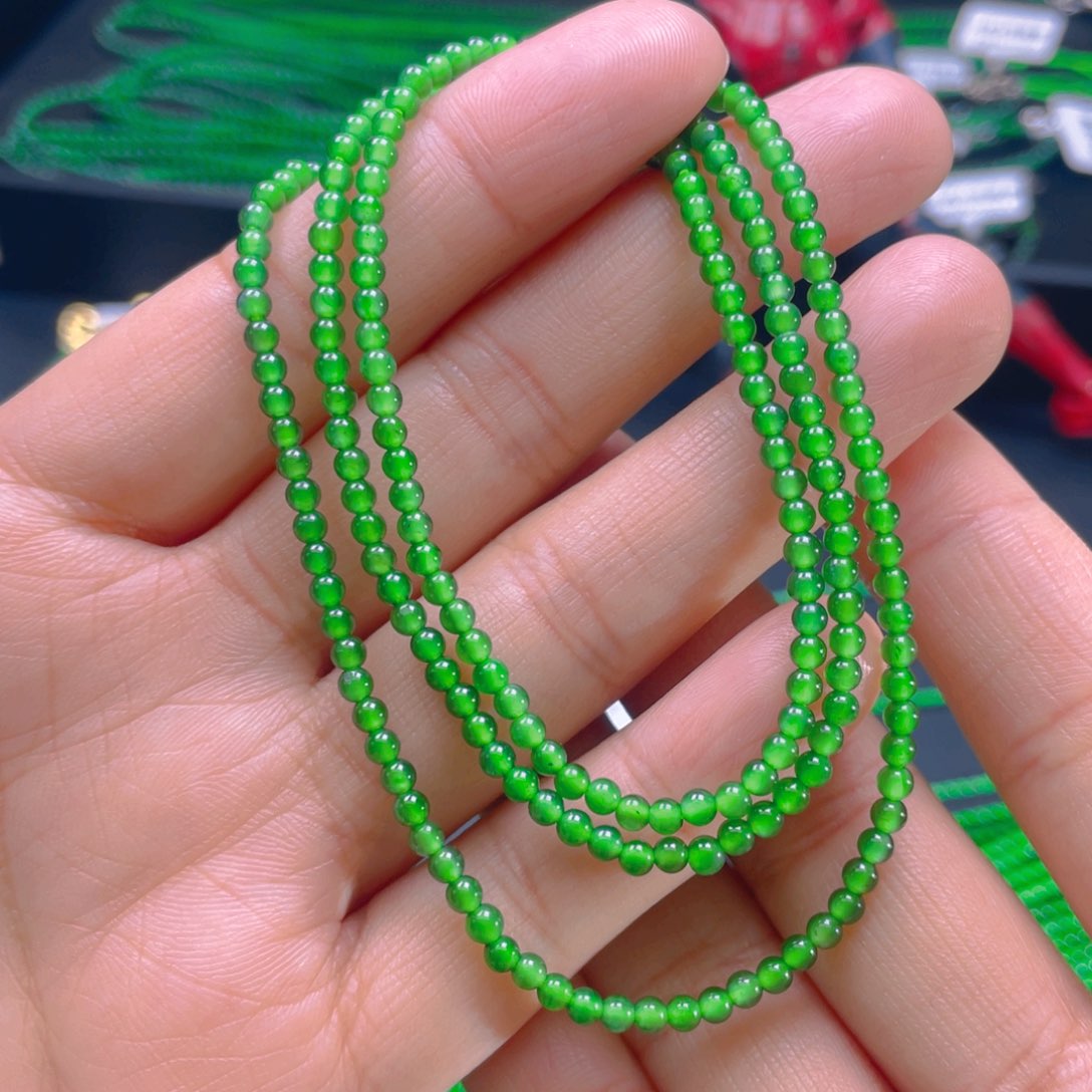 翡翠颈饰未镶嵌，1