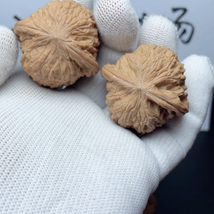 文玩核桃吊坠好***晚磨盘福利对