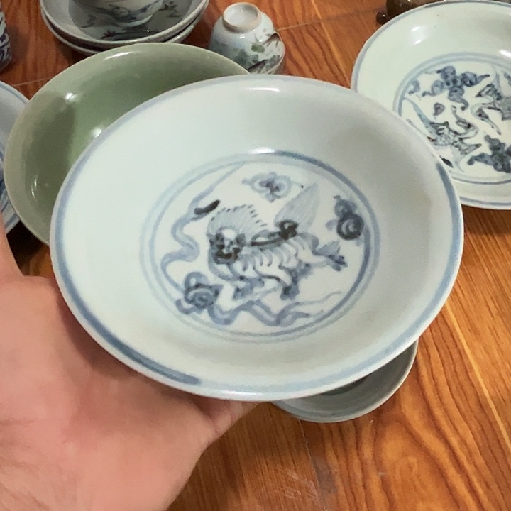 碗用****9青花文饰的一个盘子