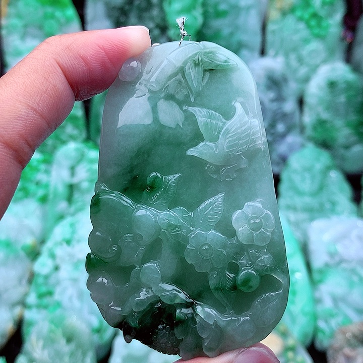 翡翠吊坠(不含链)未镶嵌