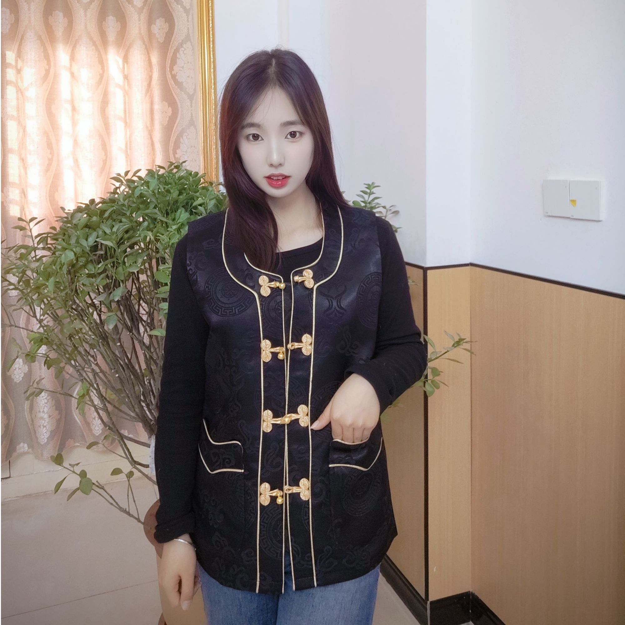 2025女款藏式马甲