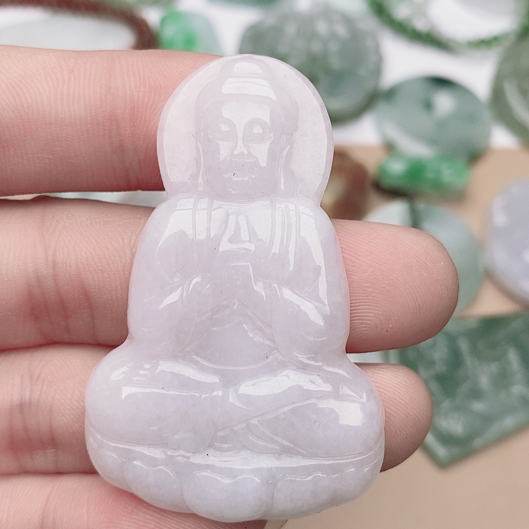 翡翠未镶嵌颈饰观音