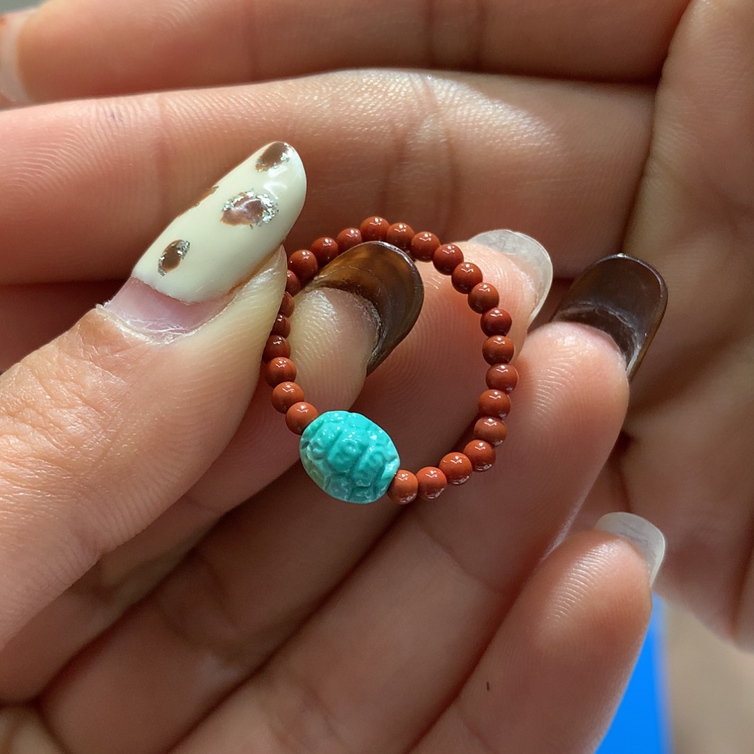 南红玛瑙戒指未镶嵌