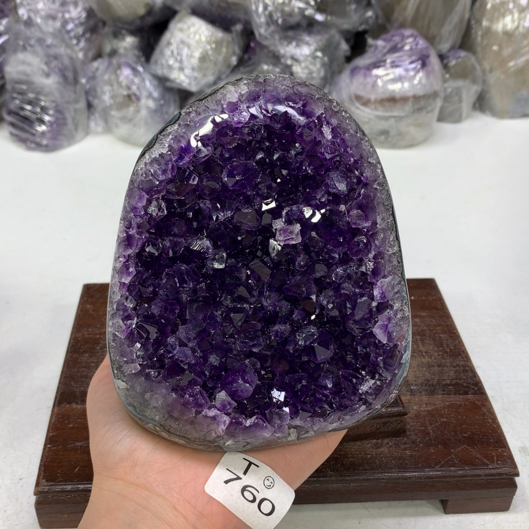 紫晶摆件未镶嵌水晶