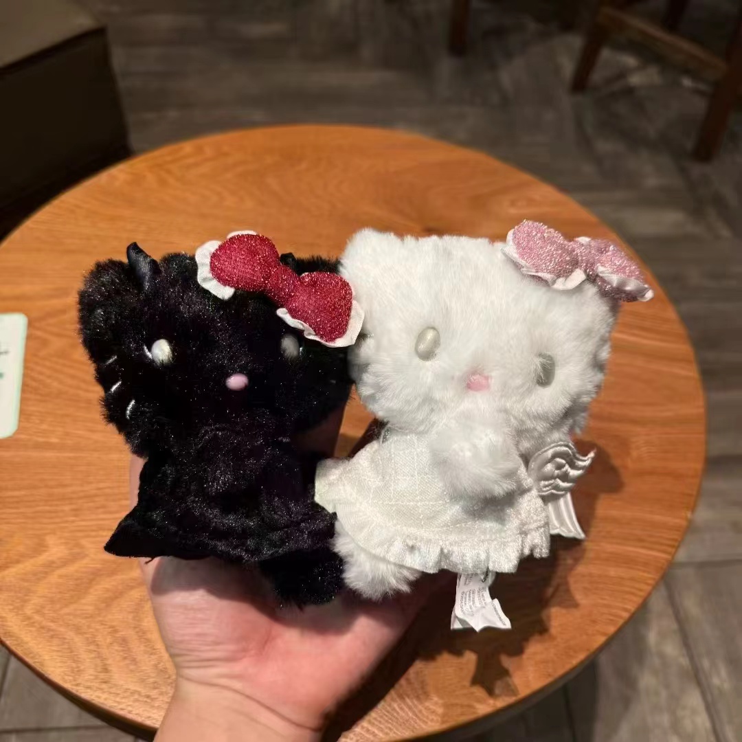 日系Kitty毛绒天使与恶魔系列KT猫凯蒂猫包挂件可爱生日新年礼物