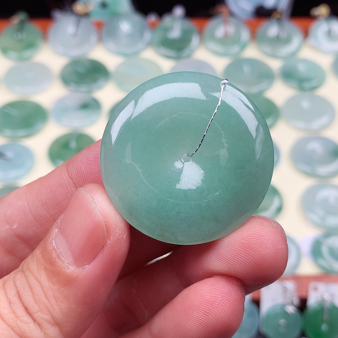 翡翠未镶嵌颈饰35.2-5.9mm