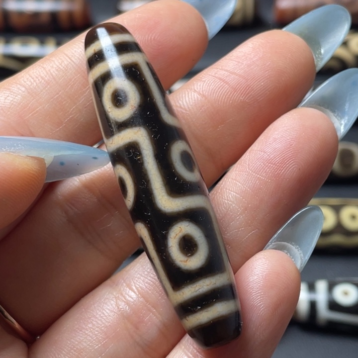 W***玛瑙/玉髓未镶嵌颈饰