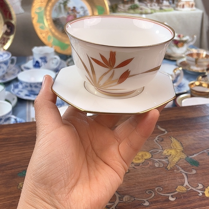 中古时代碟杯瓷器