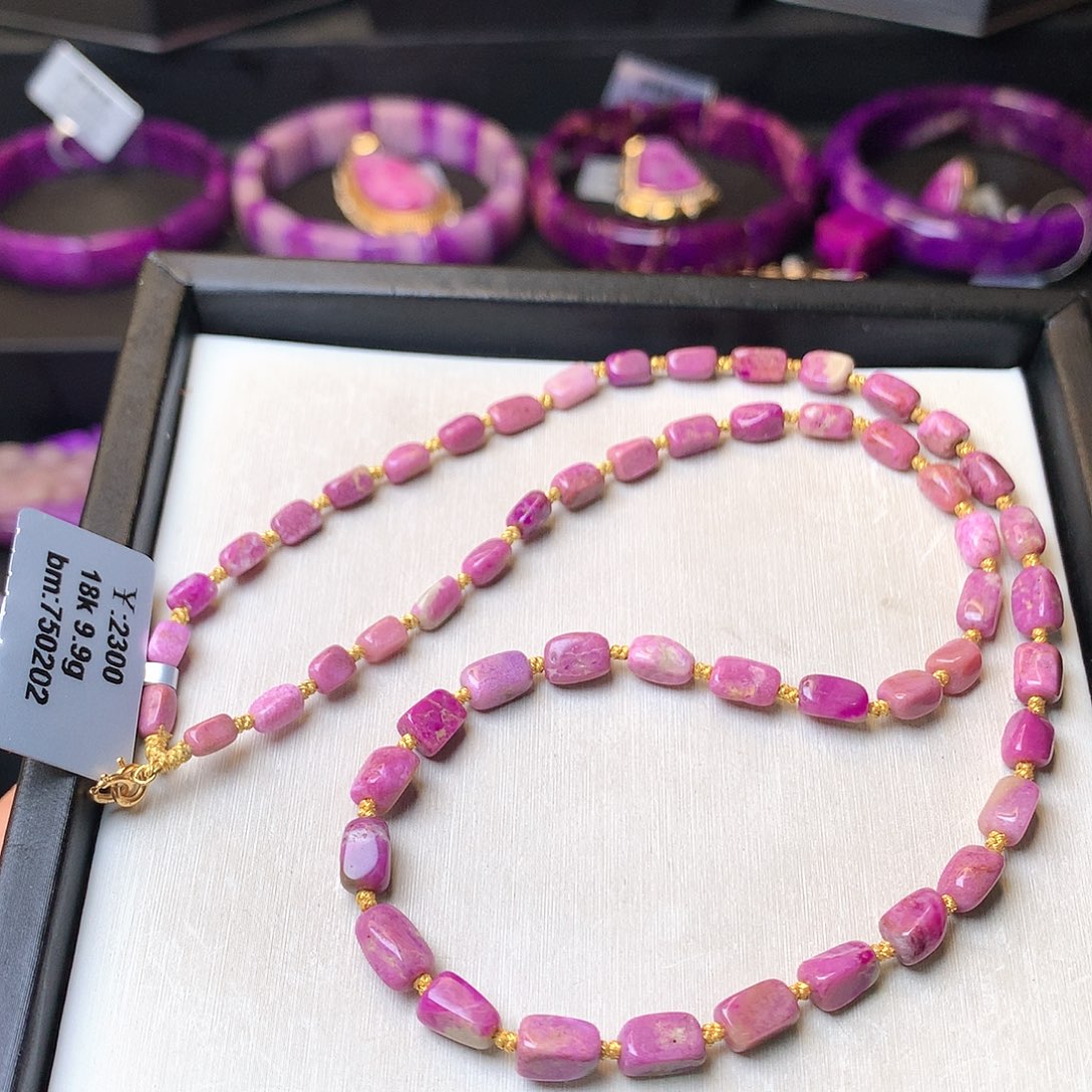 苏纪石（舒俱来）项链18K金镶嵌