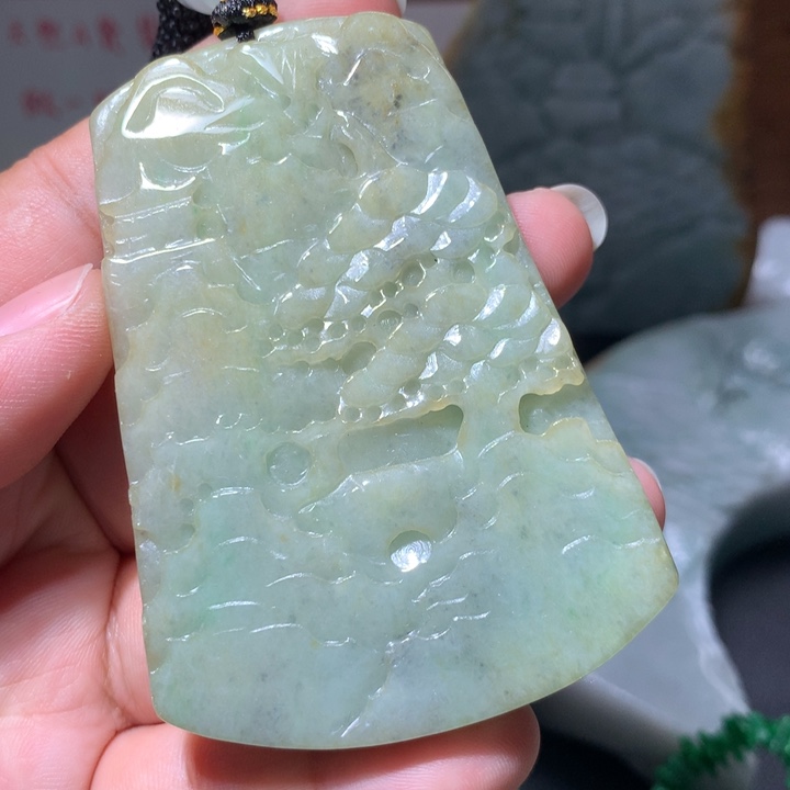 翡翠未镶嵌颈饰保真天然A货翡翠