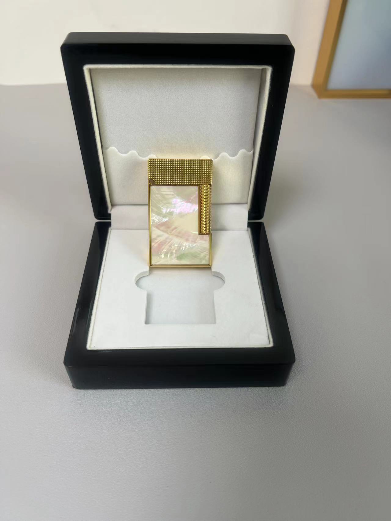 calories卡路两面贝壳侧滑打火机