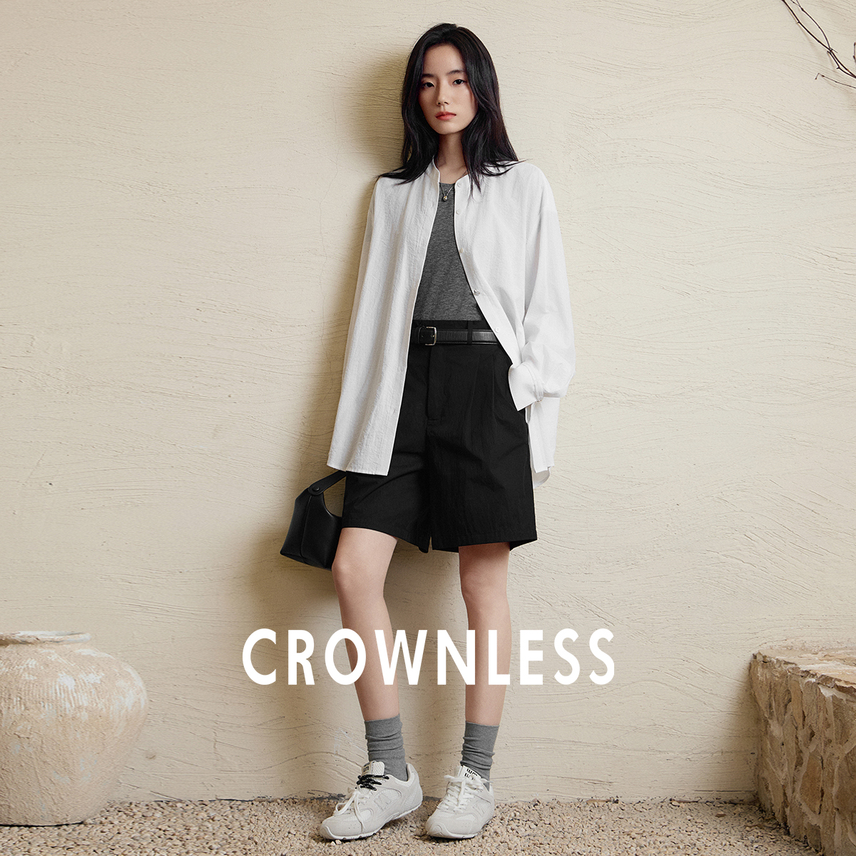 CROWNLESS未冕2025夏新轻薄细斜纹棉弹面料经典立体压褶宽松短裤