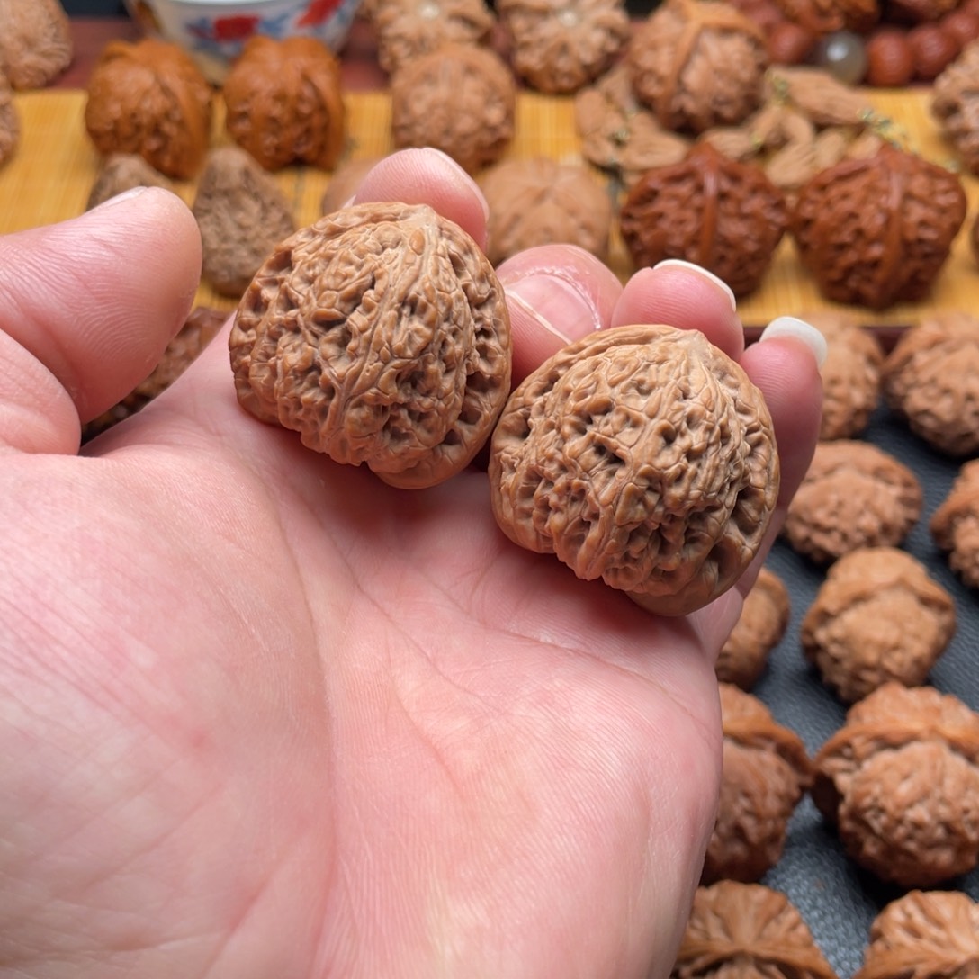 核桃三角高炮承德老秘纹