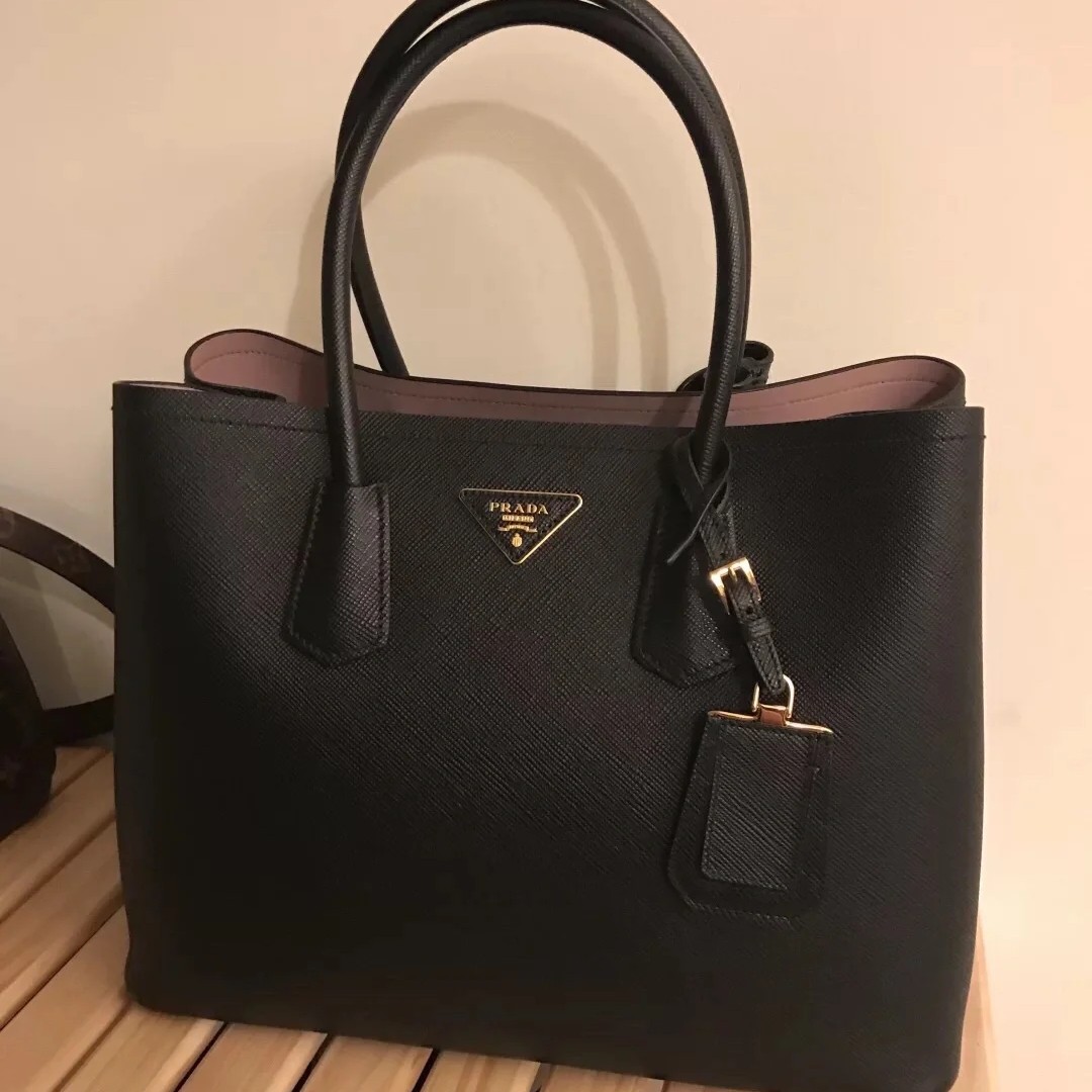 99新 Prada/普拉达 普拉达黑红内里托特 25060041-05