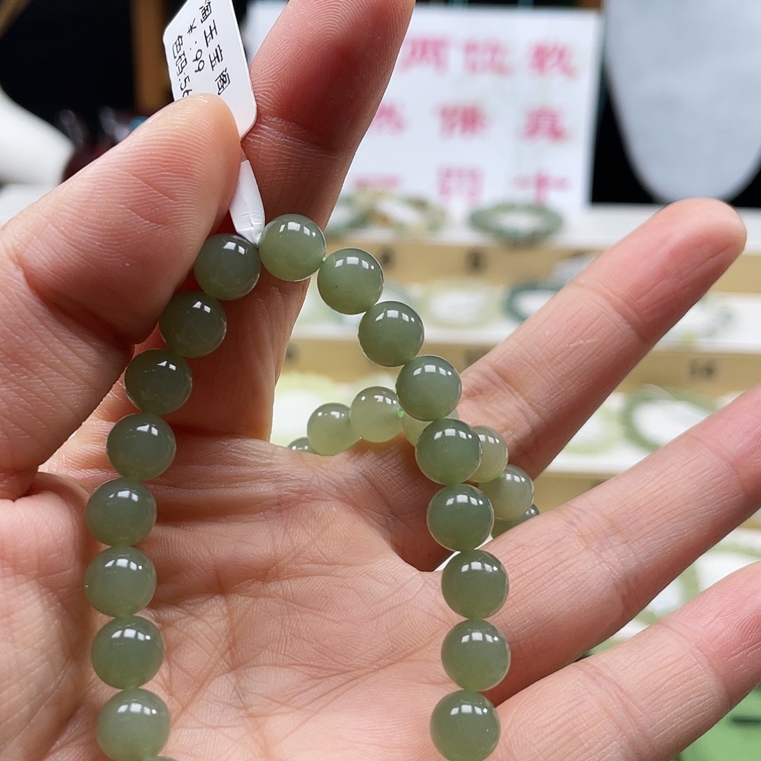 玉***二和田玉未镶嵌手链