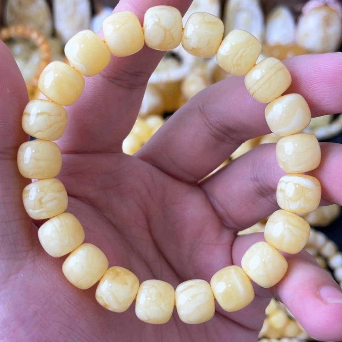 琥珀手串未镶嵌10+俄料妖白花精工老型手串