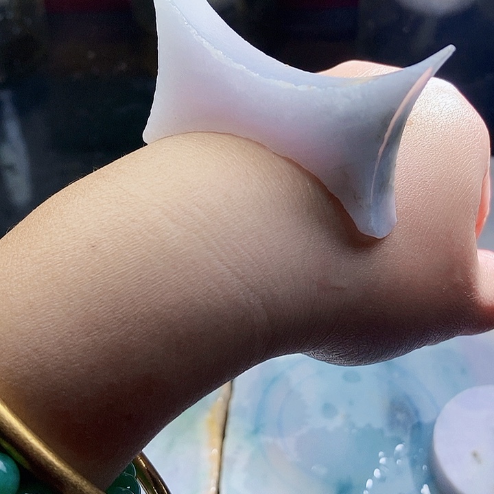 翡翠未镶嵌颈饰毛料19