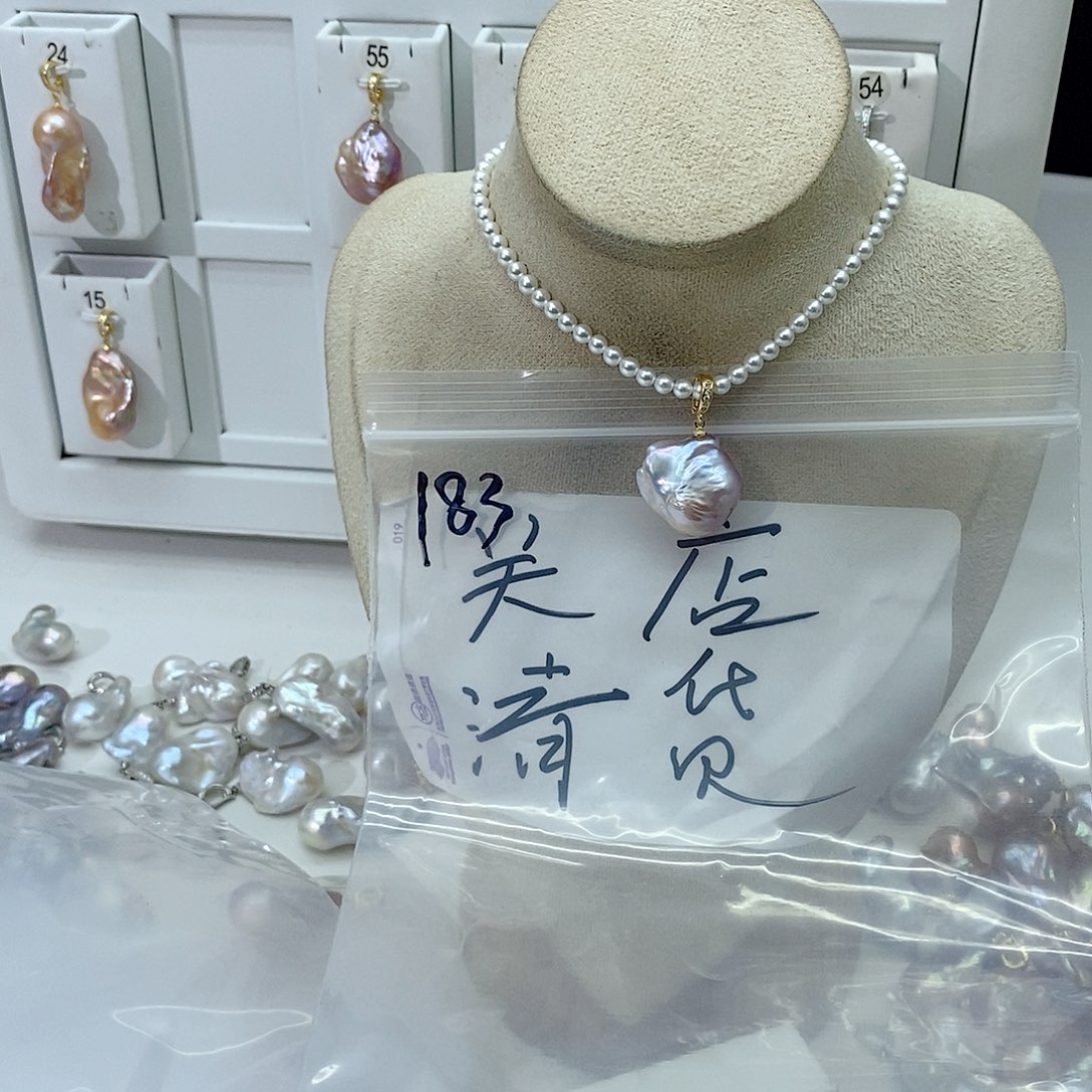 淡水珍珠颈饰合金