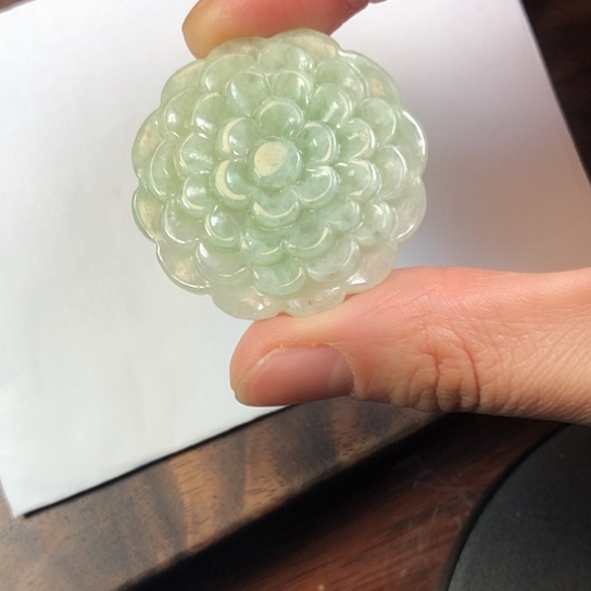 翡翠未镶嵌颈饰缅甸A货，每天下午1点半开播