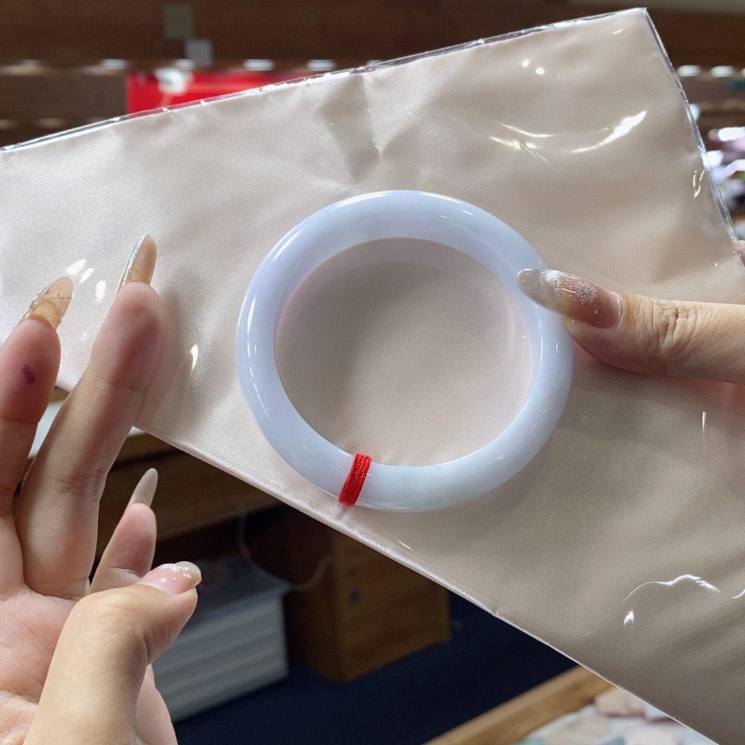 未镶嵌手镯翡翠翡翠