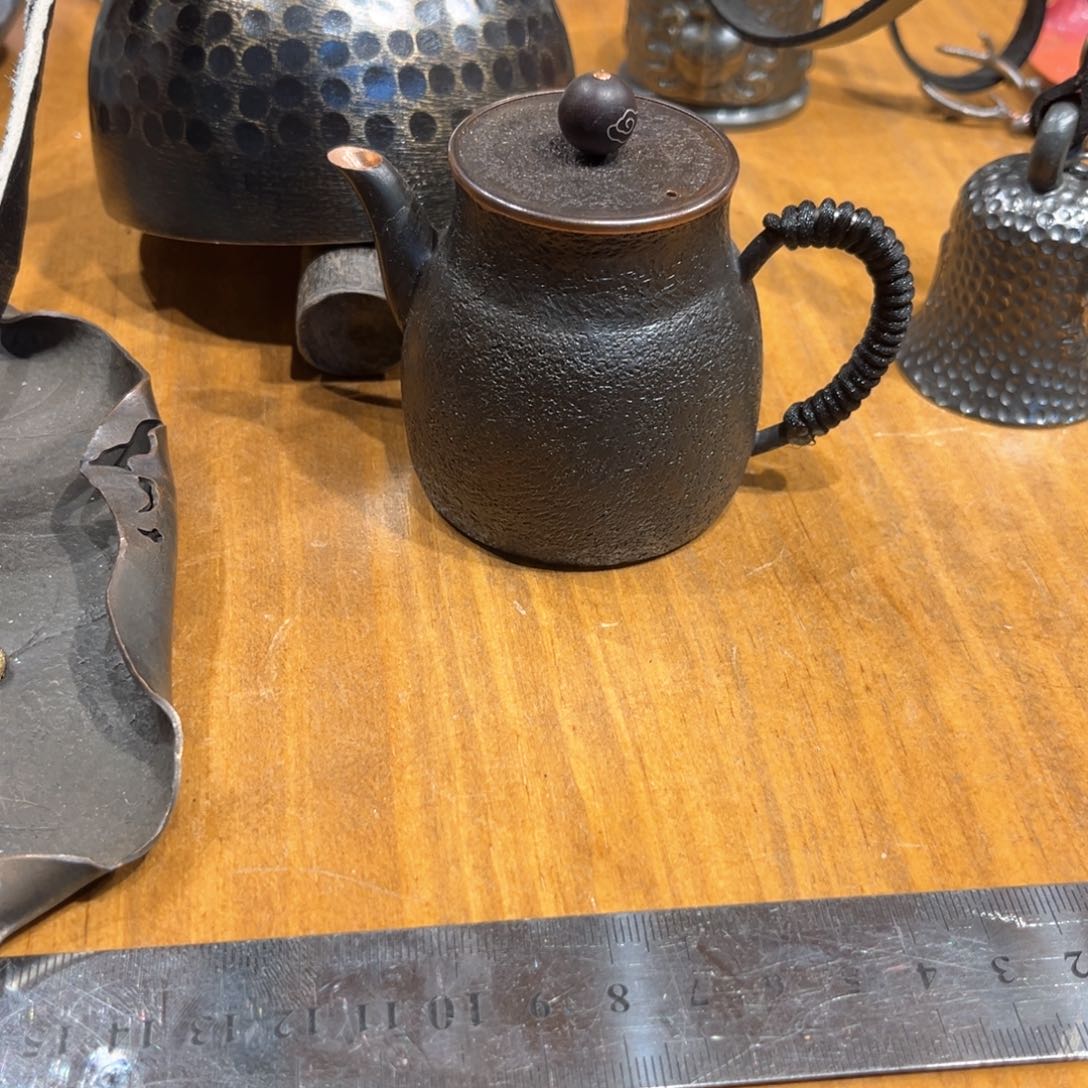 100复古泡壶手工锻打工艺