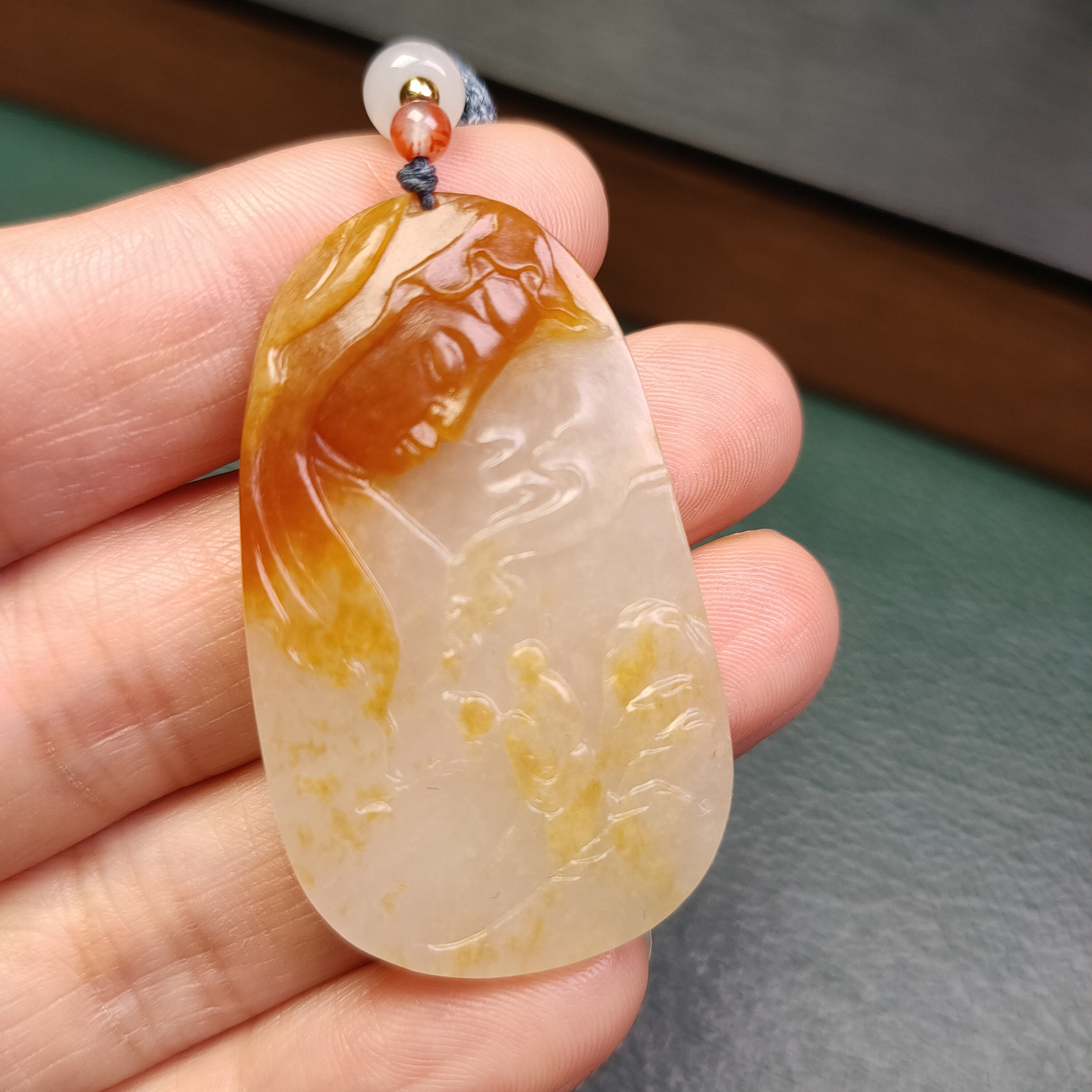 和田玉观音  莲花观音  红油皮 苏工工艺 精美挂件 