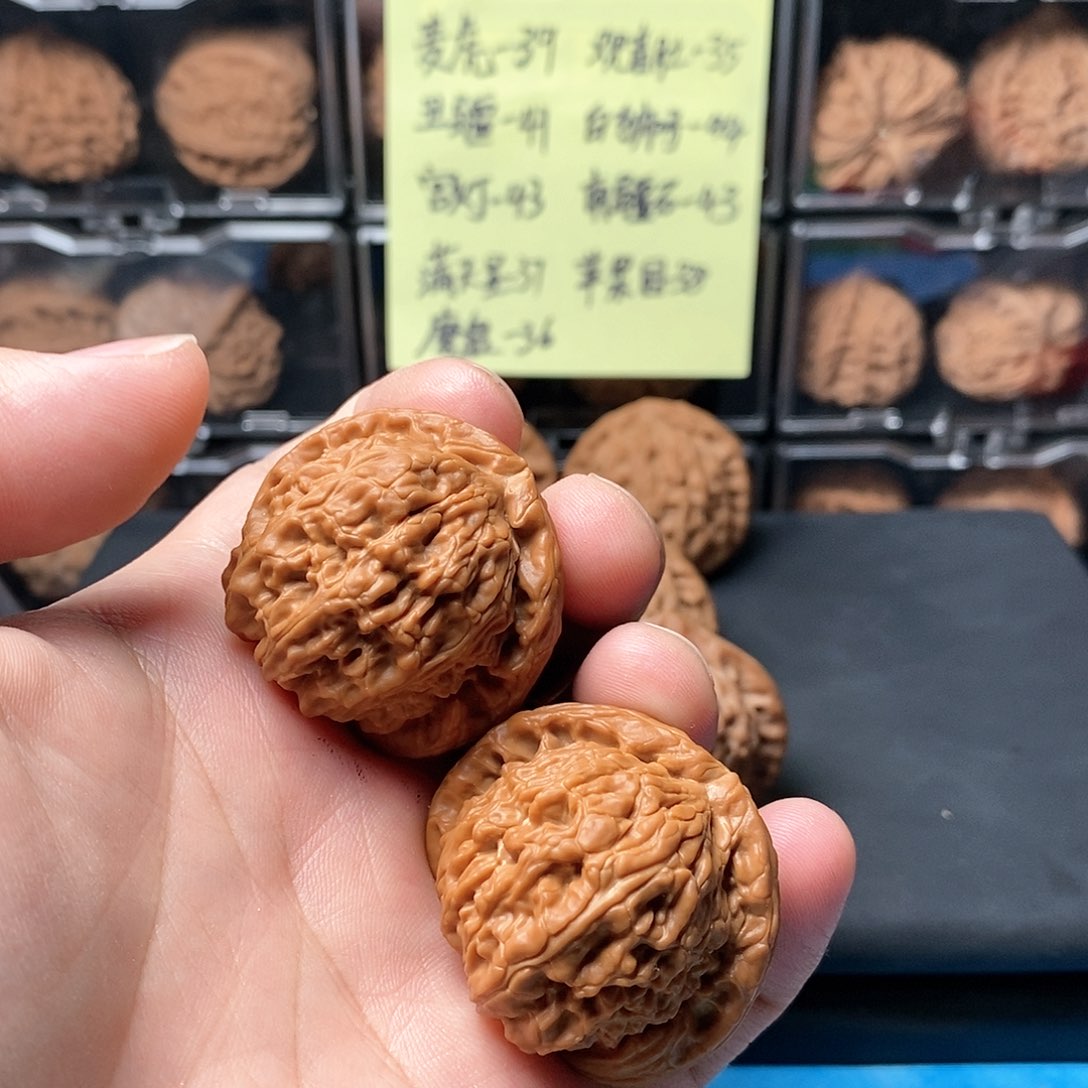 核桃手串/手链白狮子尺寸39