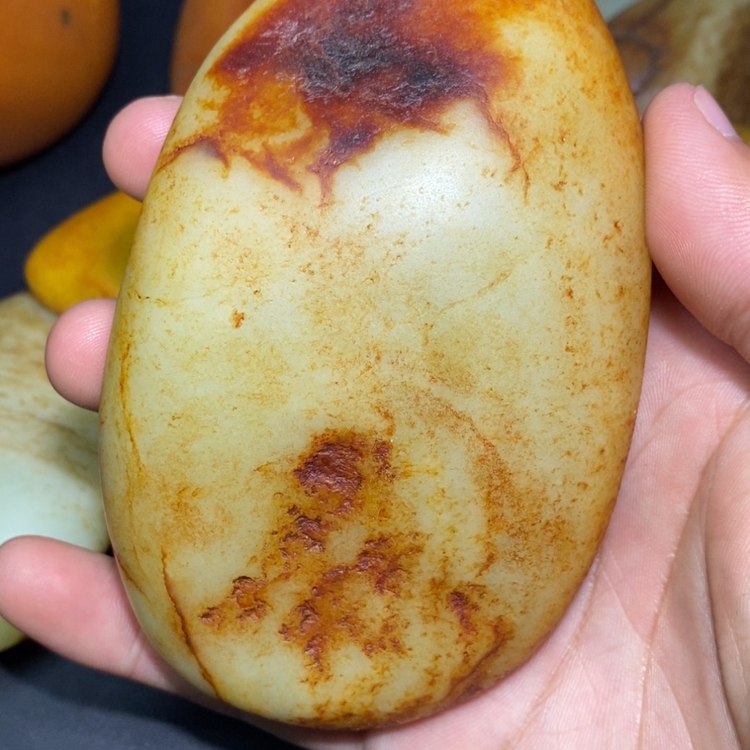 和田玉未镶嵌珠宝奇石