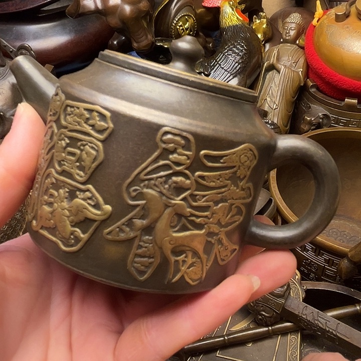 精美铜器批发档口